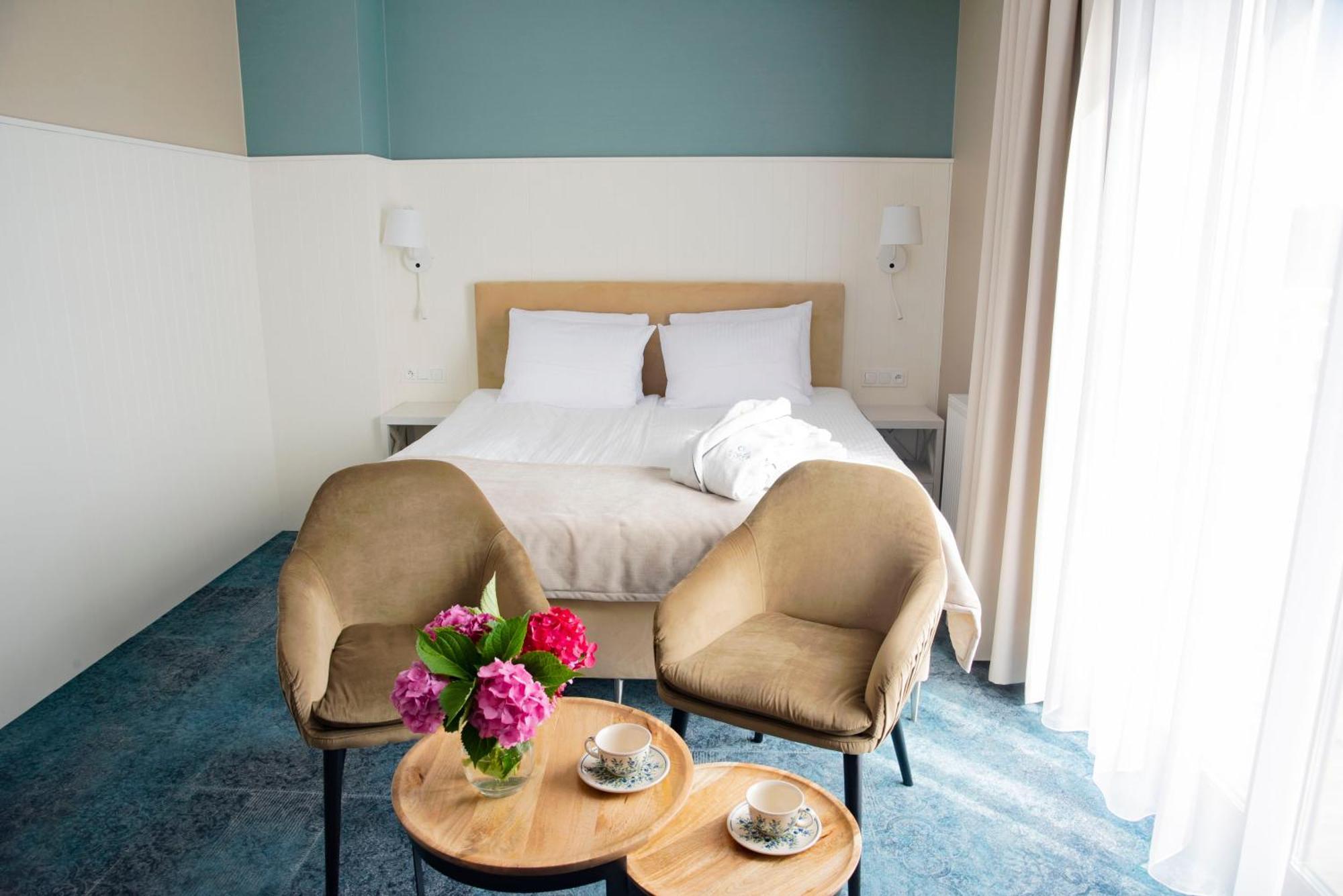 Hotel Szafir Jastrzębia Góra 외부 사진