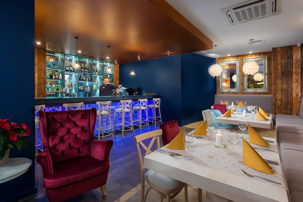 Hotel Szafir Jastrzębia Góra 외부 사진